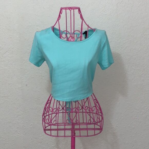 Wild fable light blue open back crop top - Picture 4 of 16